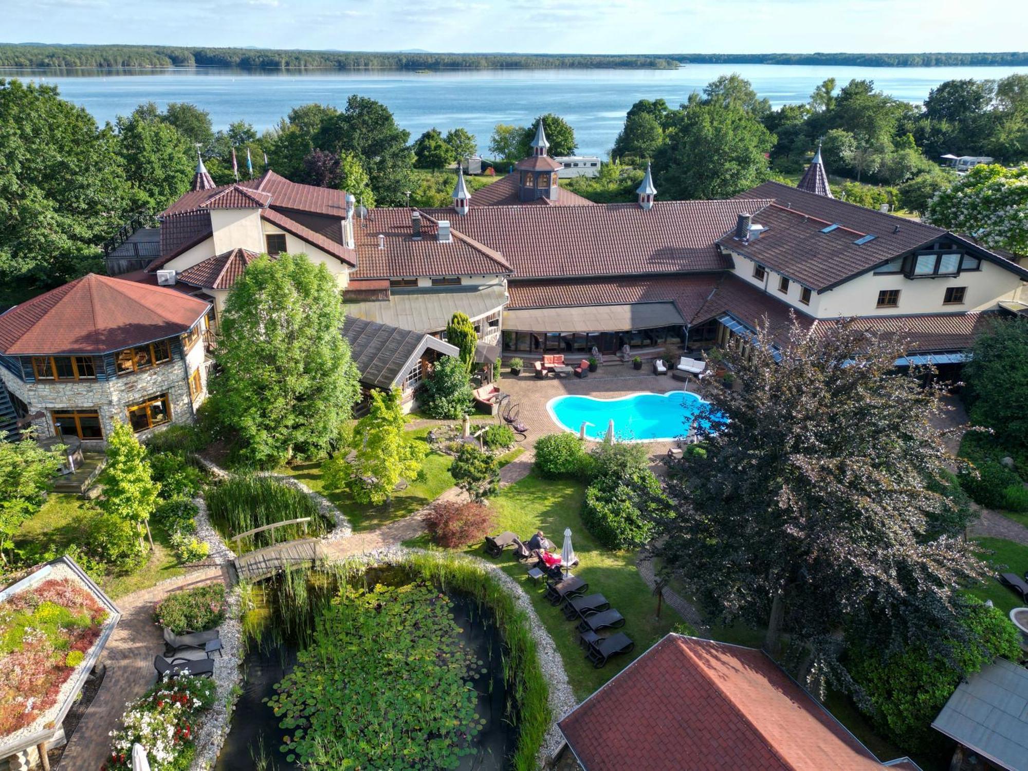 Wellnesshotel Seeschloesschen - Privat- Spa & Naturresort Senftenberg Exterior foto